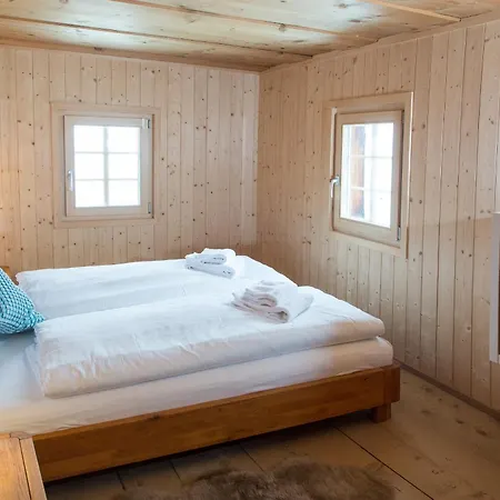 Tech-free Haven - Acla Sissi - Lenzerheide בקתה