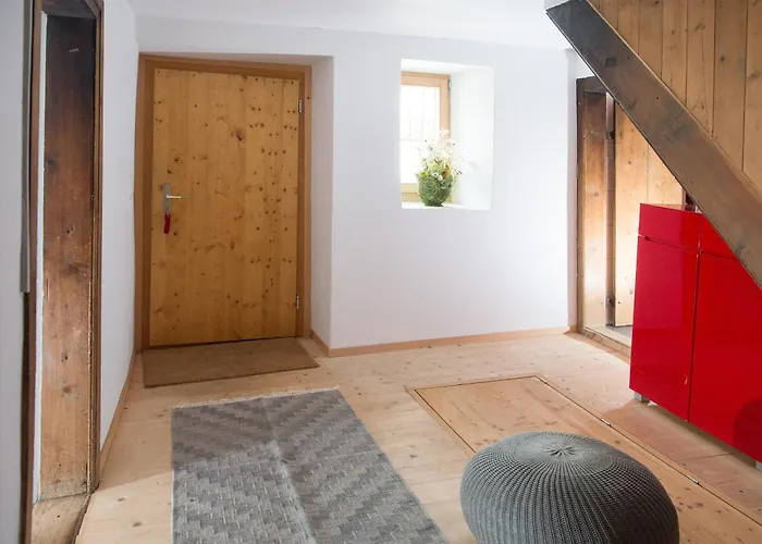 Tech-free Haven - Acla Sissi -